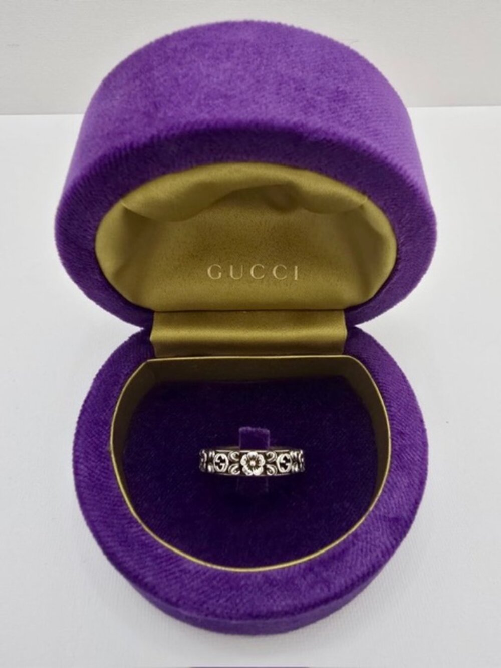 Gucci Interlocking G Flower Band Ring Size 7